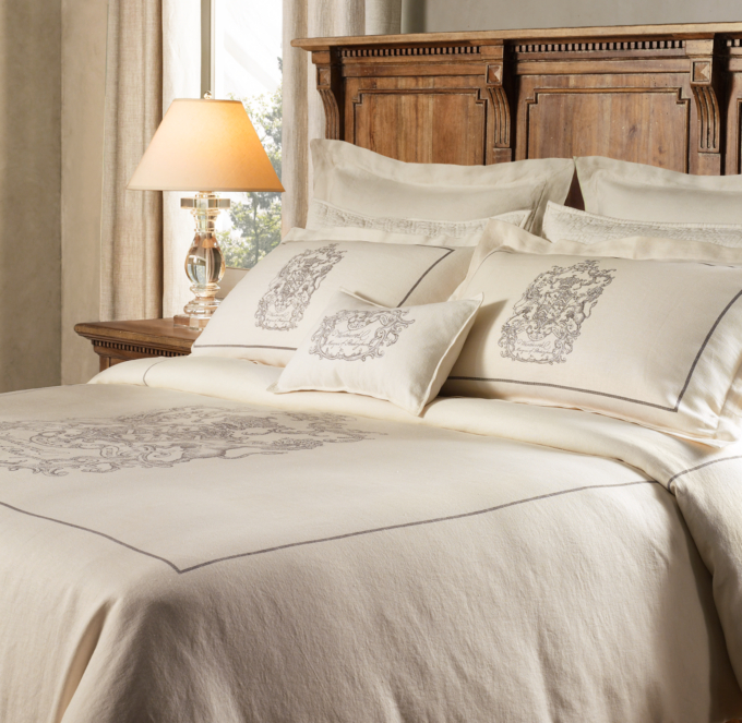 Wentworth Crest Duvet 