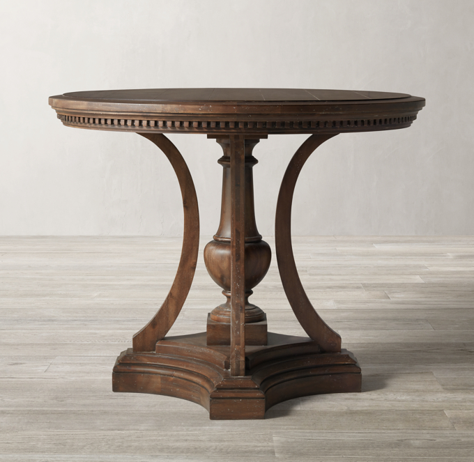 St. James Round Entry Table