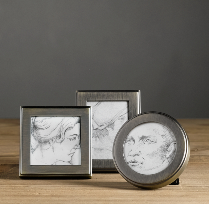 Hampton Mini Narrow Tabletop Frames (Set of 3) Chestnut