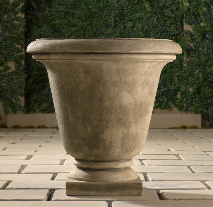 Hampton Urn
