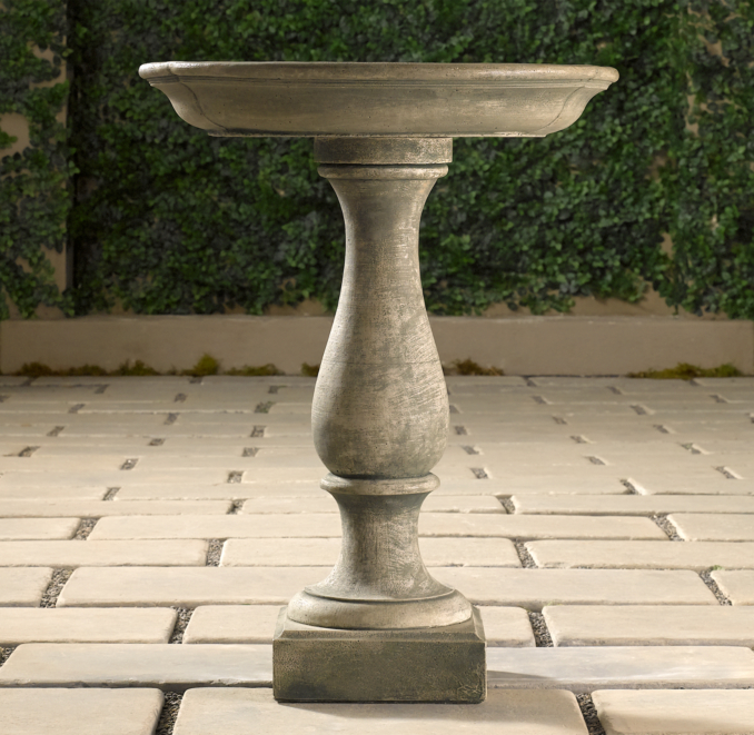 Williamsburg® Birdbath