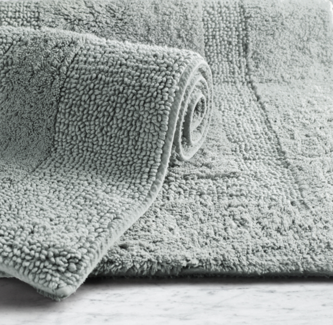 Reversible Bath Rug Guest Bath | RH