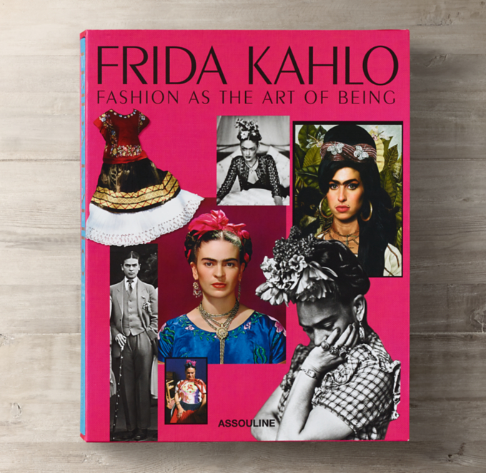 アート・デザイン・音楽 FRIDA KAHLO FASHION AS THE ART OF BEING Frida Kahlo: Fashion as the Art of Being book by S.M Vidal