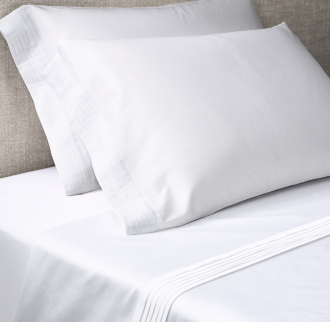 Vue de face - Ensemble de draps italien en satinette à micro-plis 236 fils/cm² - Blanc