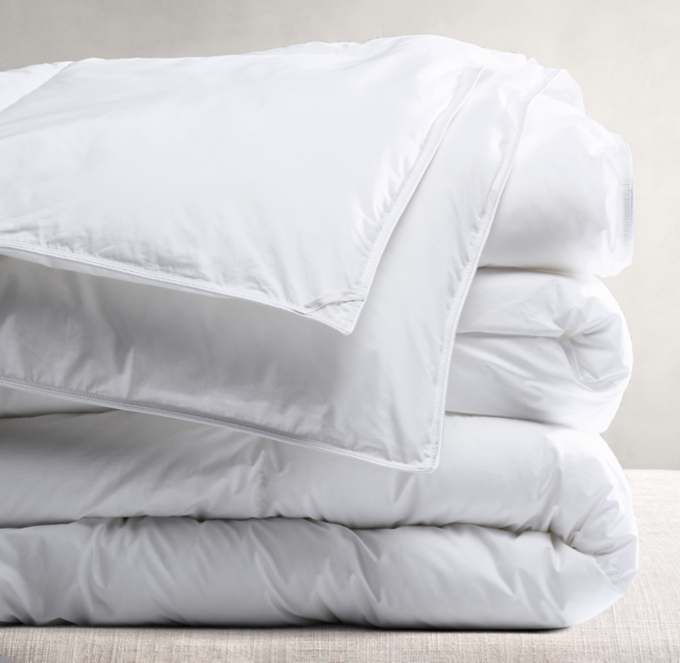 Ultra-Luxe Down-Alternative Comforter