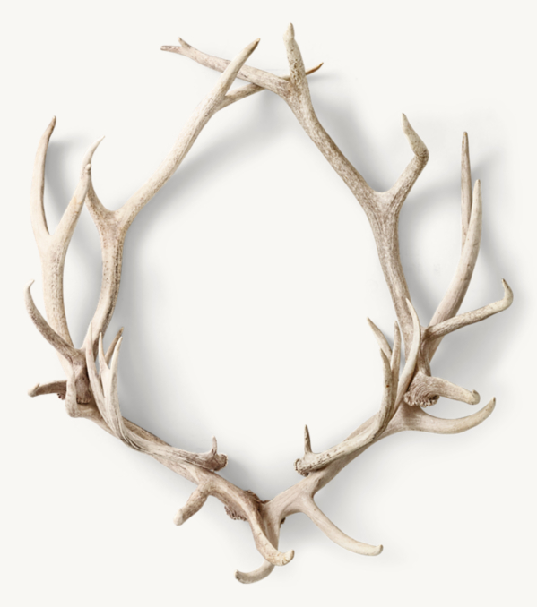 Front view of Natural Elk Antler Wreath 