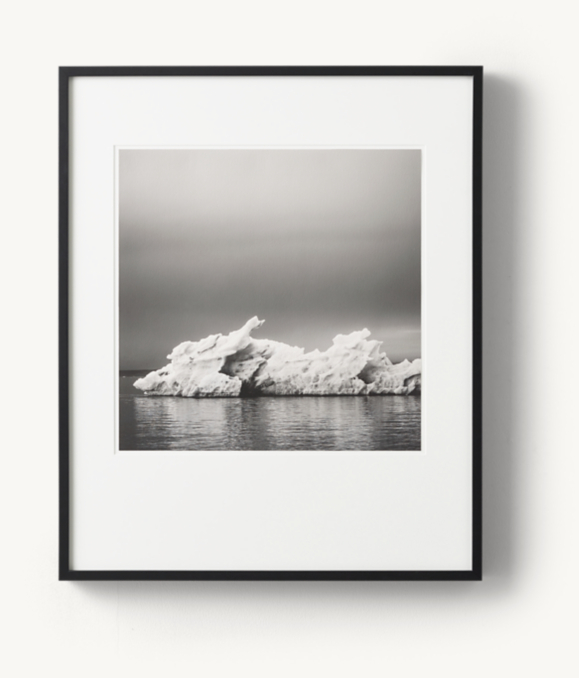 Front view of Brynjar Ágústsson: Icebergs 3 - Small 