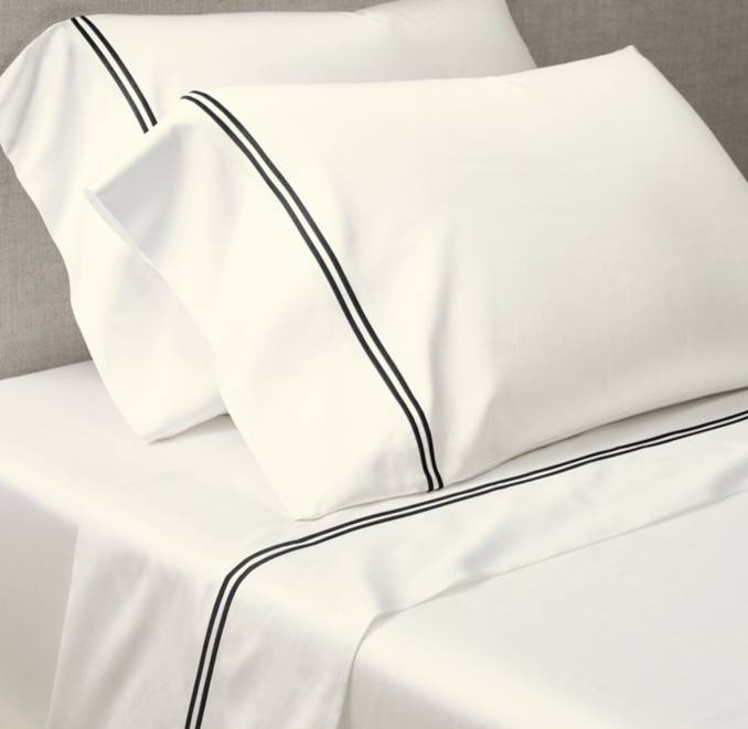 Italian Ivory Hotel Satin Stitch Sheet Set (US Queen) | RH