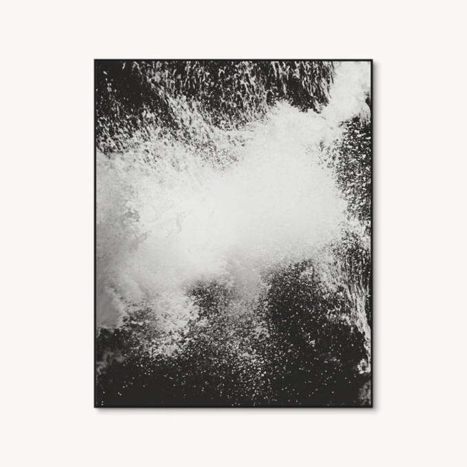 Front view of Fabian Albertini: Black Sea I For General Public 