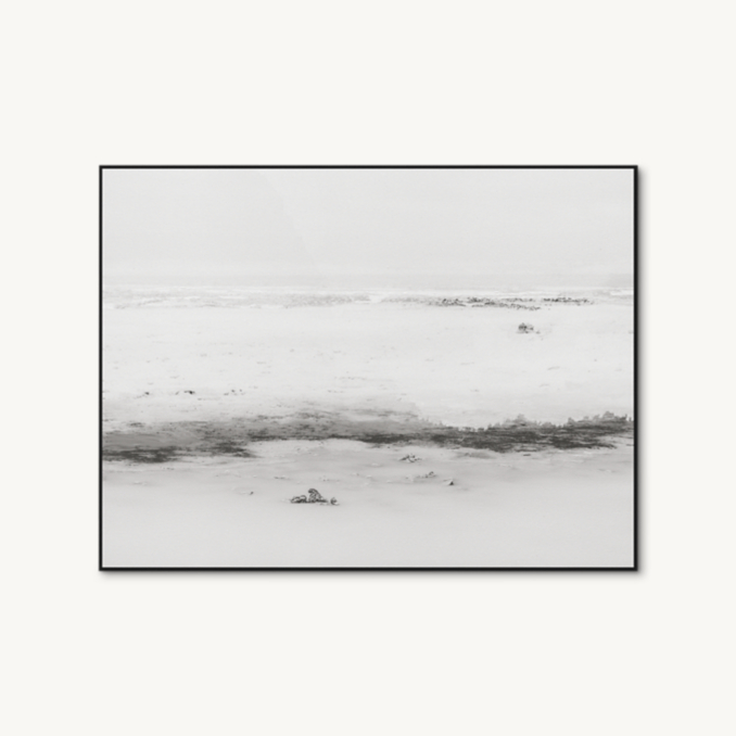 Front view of Fabian Albertini: Bianco I For General Public 