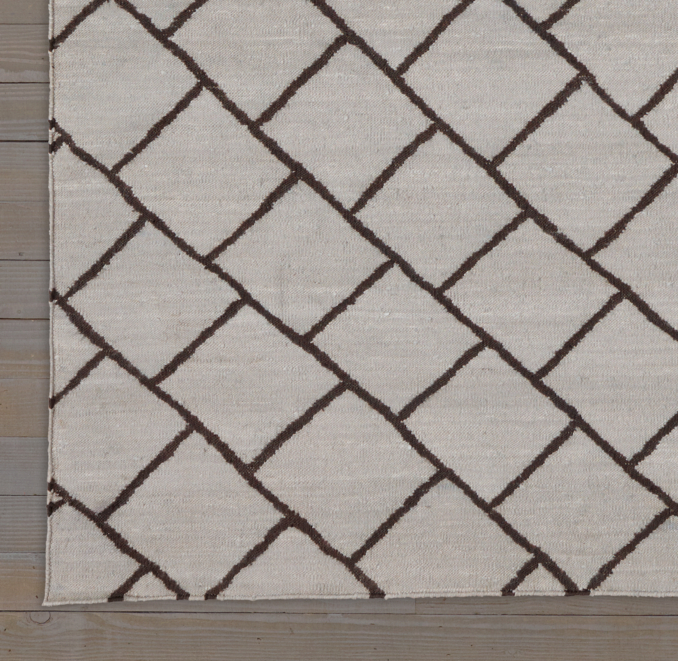 Staggered Diamond Flatweave Rug Swatch Grey/Black