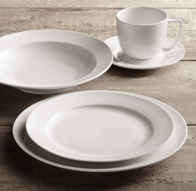 Chinese Porcelain GrandRimmed 20Piece Dinnerware Set with Soup Bowl