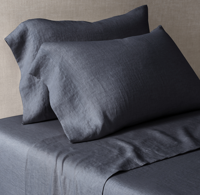 Front view of Italian Heritage Washed Linen Sheet Set  