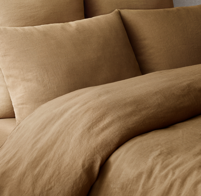 Front view of Italian Garment-Dyed Linen Duvet Cover 