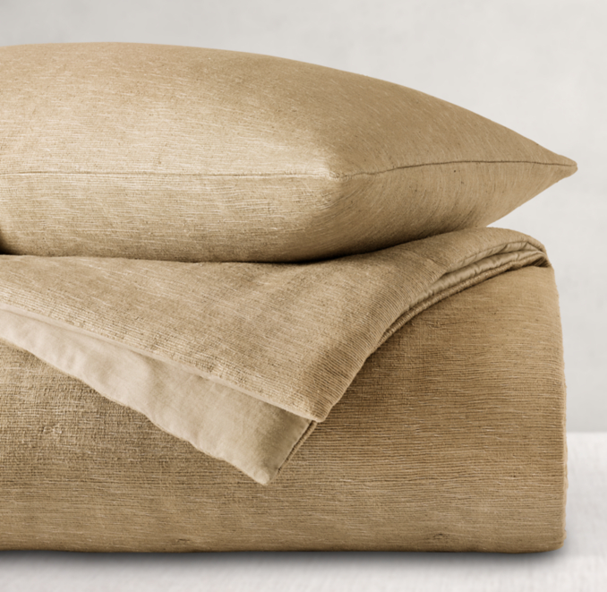 Front view of Seta Raw Silk Faille Quilt 