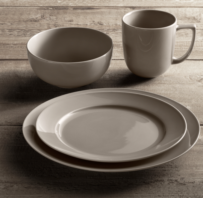 Chinese Porcelain GrandRimmed 16Piece Dinnerware Set with Cereal Bowl