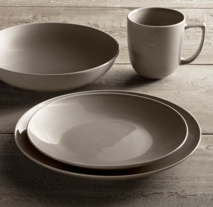 Chinese Porcelain Classic Coupe 16Piece Dinnerware Set with Classic