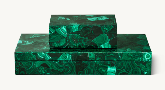 Front view of Malachite Box 