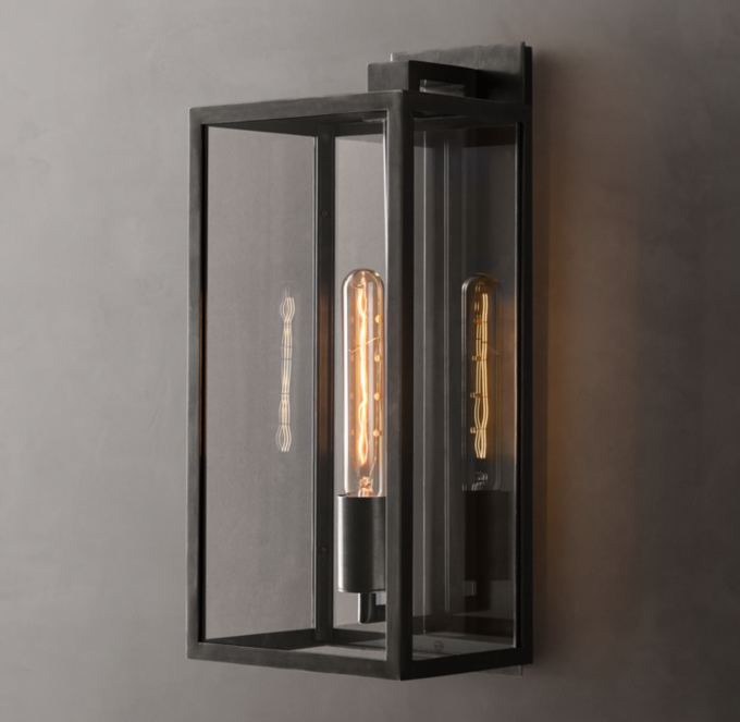 Beckman Sconce 18\"