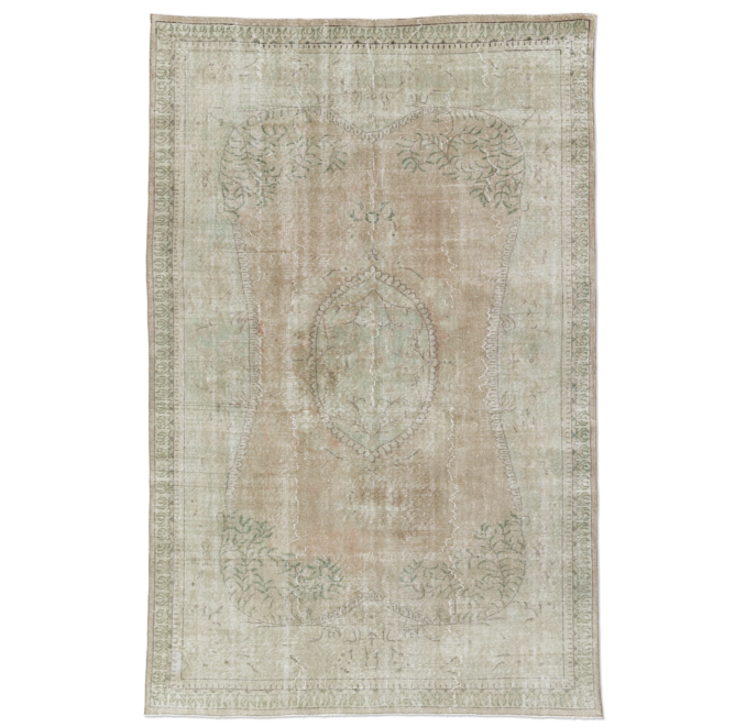Vintage Rug - 6'7" x 10'4"