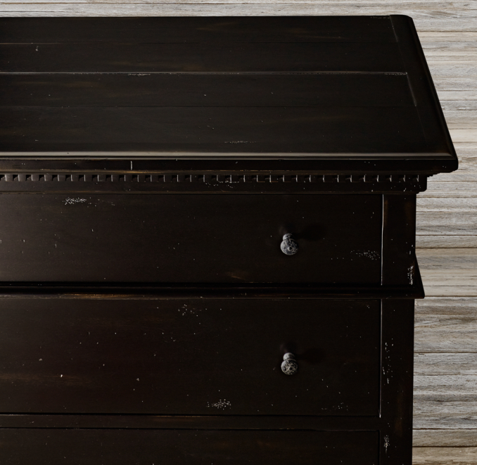 St. James 3Drawer Dresser