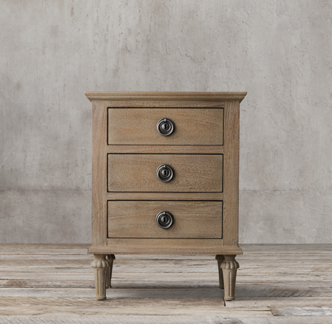 Maison 20" Closed Nightstand