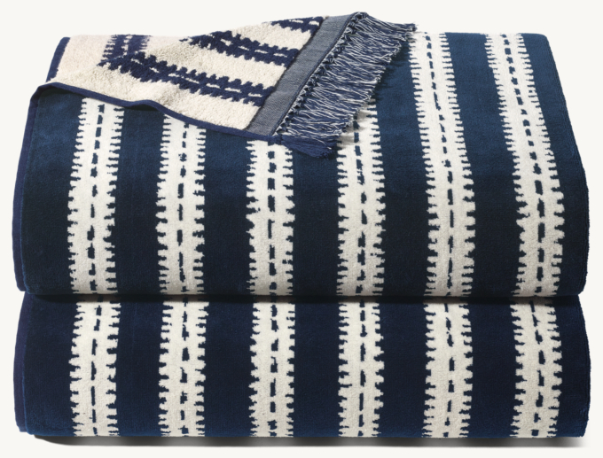 Nazaré Notched Stripe Beach Towel