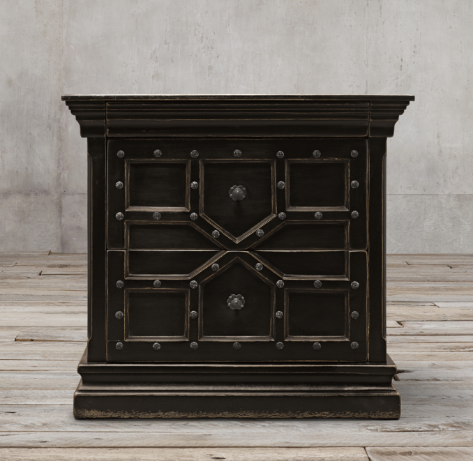 Front view of 17Th C. Castelló 32" Closed Nightstand 