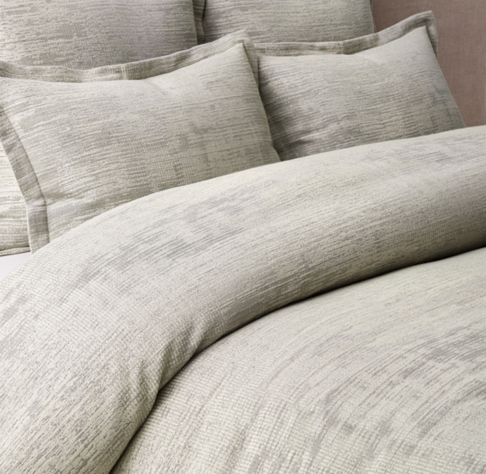 Brushstroke Jacquard Cotton-Wool King Duvet | RH