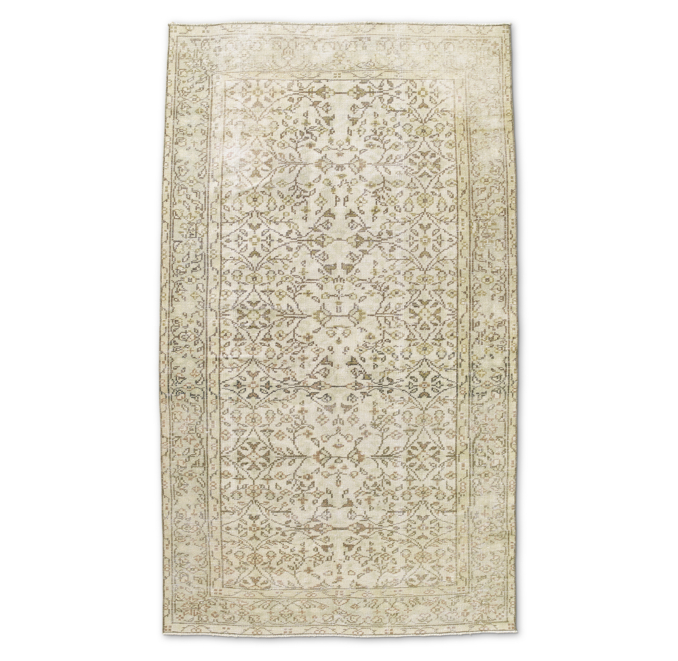 Vintage Rug - 4'8
