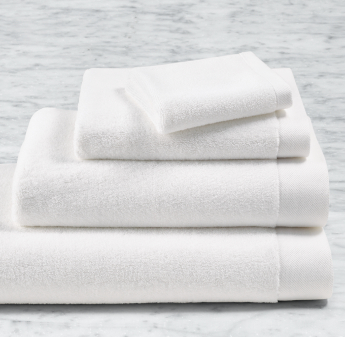 Essential 700-Gram Turkish Cotton Towel Collection