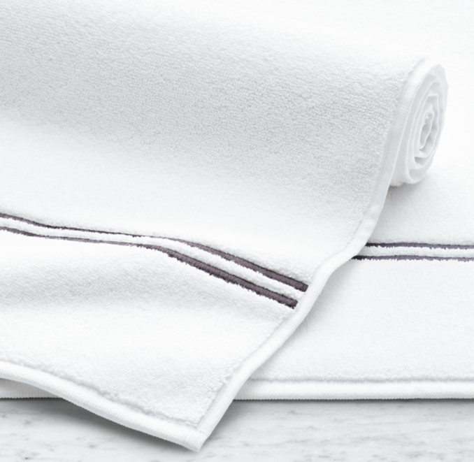 Front view of Hotel Satin Stitch Turkish Cotton Bath Mat 