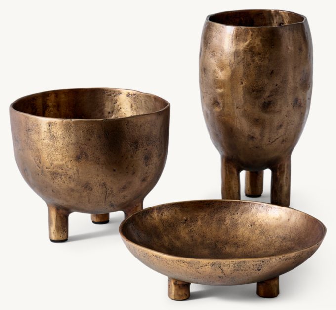 Celeste Three Leg Vessel 