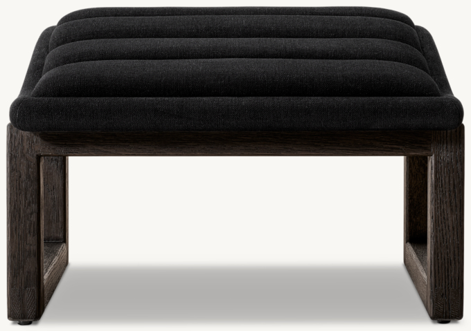 Front view of Lukas Ottoman 