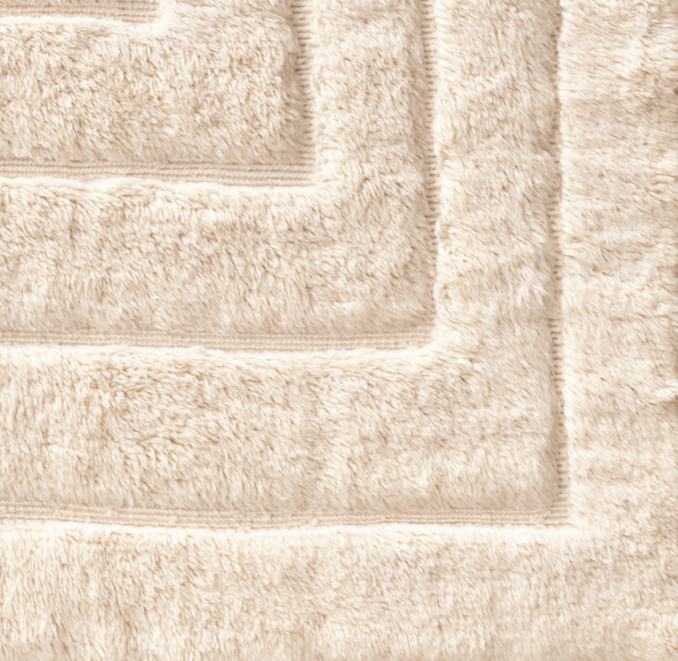 Detail view of Denya Wool Rug 