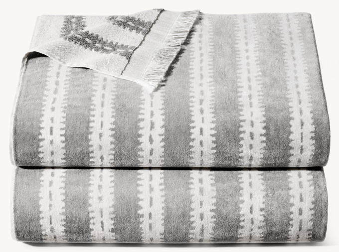 Nazaré Notched Stripe Beach Towel