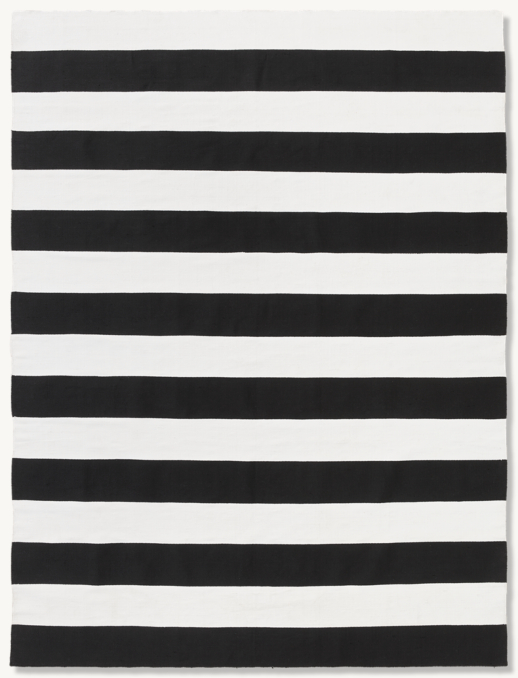 Shown in Black/White.