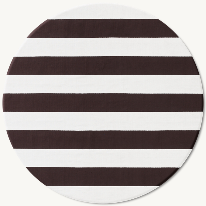 Shown in Chocolate/White.