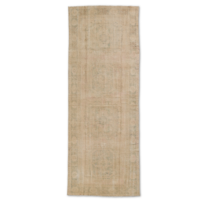 Vintage Rug - 4'2