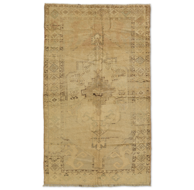 Vintage Rug 4' X 6'11"