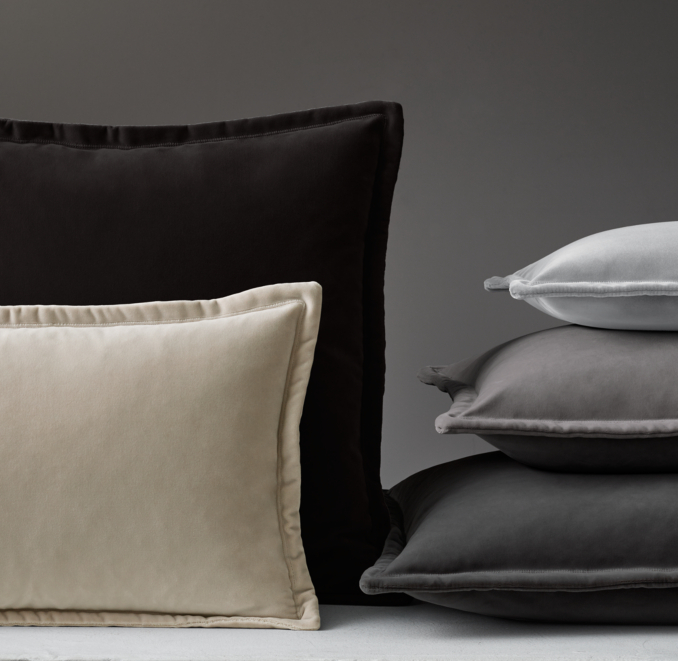 Custom Italian Cotton Velvet Flanged Pillow Cover