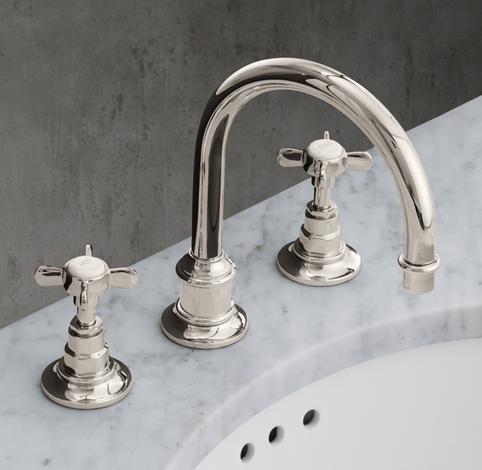 1900 Classic CrossHandle 8" Widespread Gooseneck Faucet