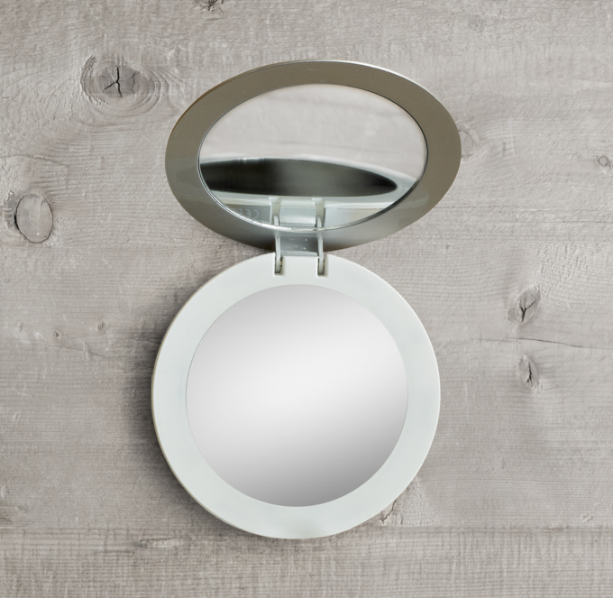 Lighted Compact Mirror Charger