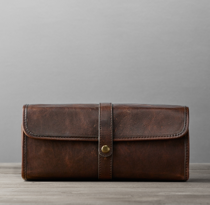 leather hanging dopp kit