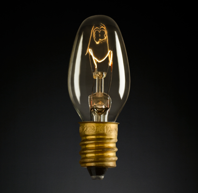 C7 Candelabra Incandescent Bulbs 10W (Set of 2)