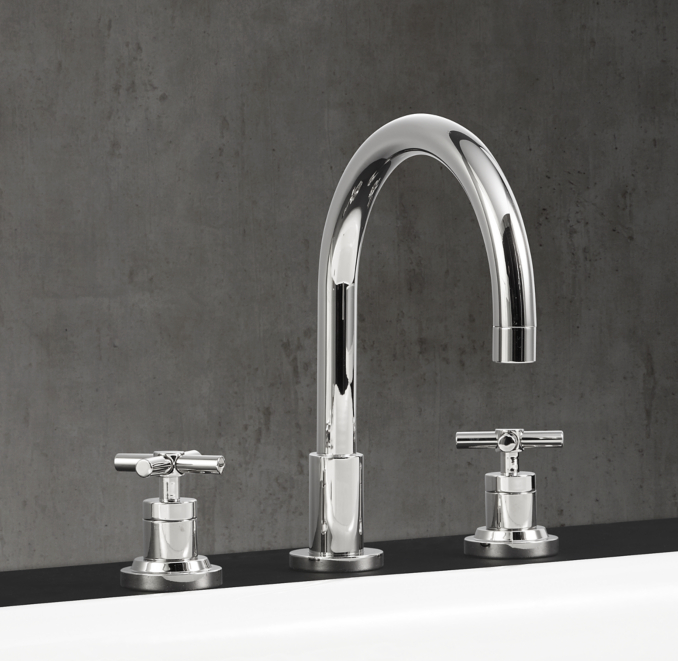 Three Quarter view of Spritz Cross-Handle Deck-Mount Tub Fill 