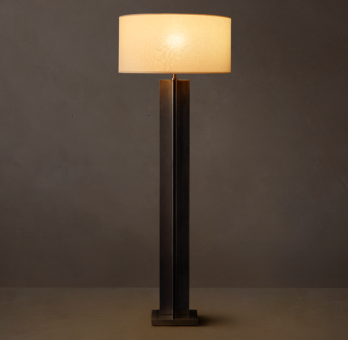 Vue de face - Bryson - Lampadaire - Bronze