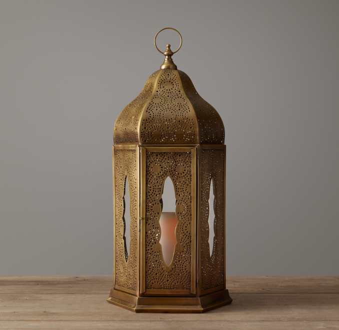 Front view of Moroccan Lantern - Hexagon