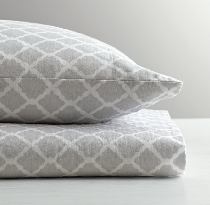 Trellis Print Crib Fitted Sheet 