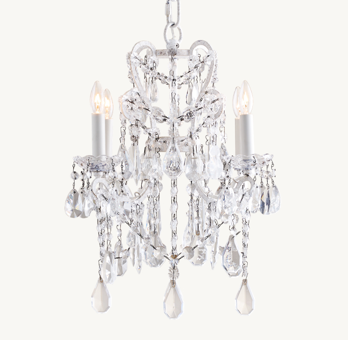 Manor Court Crystal 4-arm Chandelier - Vintage White